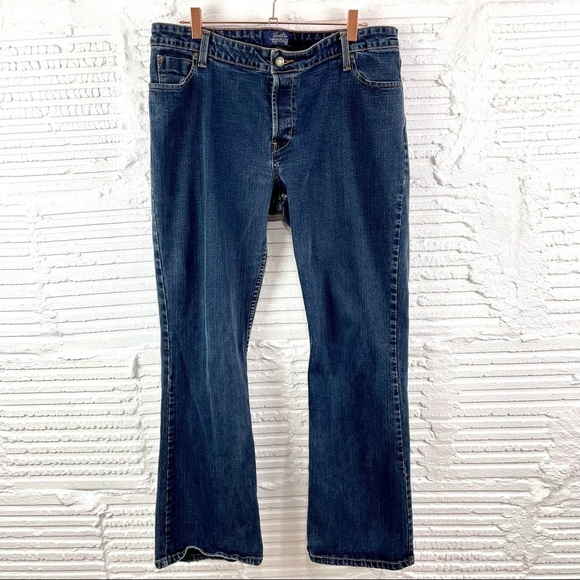 Levi's Y2K Signature Stretch Low Rise Slim Bootcut Dark Wash Jeans Size 17 - Picture 1 of 13